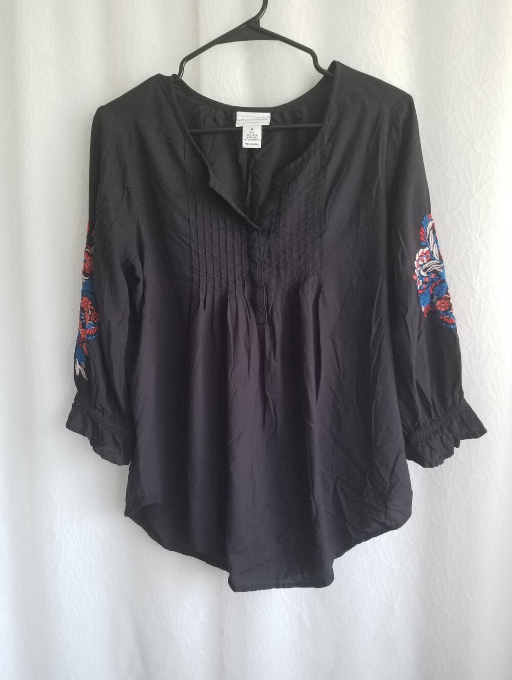 Black Multicolor Floral Embroidered Peasant Boho Top Liz Claiborne Medium